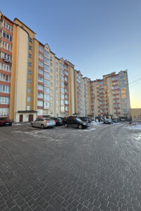 Довгострокова оренда квартири, Львівська, Зубра, Богдана Хмельницького вулиця, буд. 33А