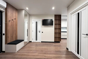 Продаж квартири, Івано-Франківська, Угорники (Івано-Франківськ), Героїв Миколаєва (Сєченова) вулиця, буд. 129А корпус 7