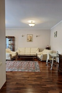 Довгострокова оренда квартири, Львів, р‑н. Личаків, Круп'ярська вулиця, буд. 9