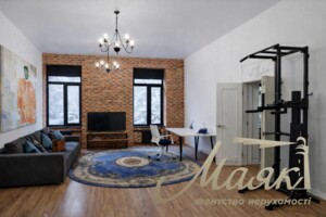 Долгосрочная аренда квартиры, Киев, р‑н. Центр, ст.м. Театральная, Евгения Чикаленко (Пушкинская) улица, дом 10