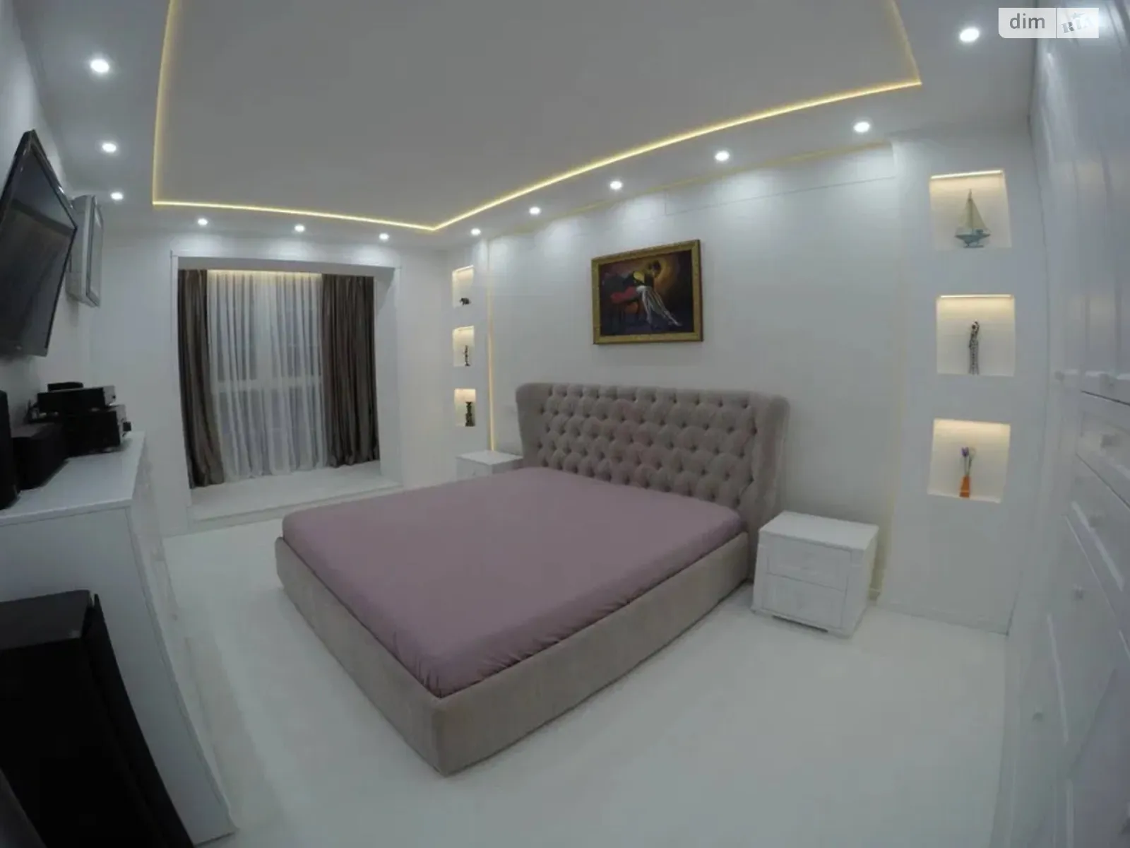 Продається 2-кімнатна квартира 56 кв. м у Кам'янському, просп. Металургів, 84А - фото 1