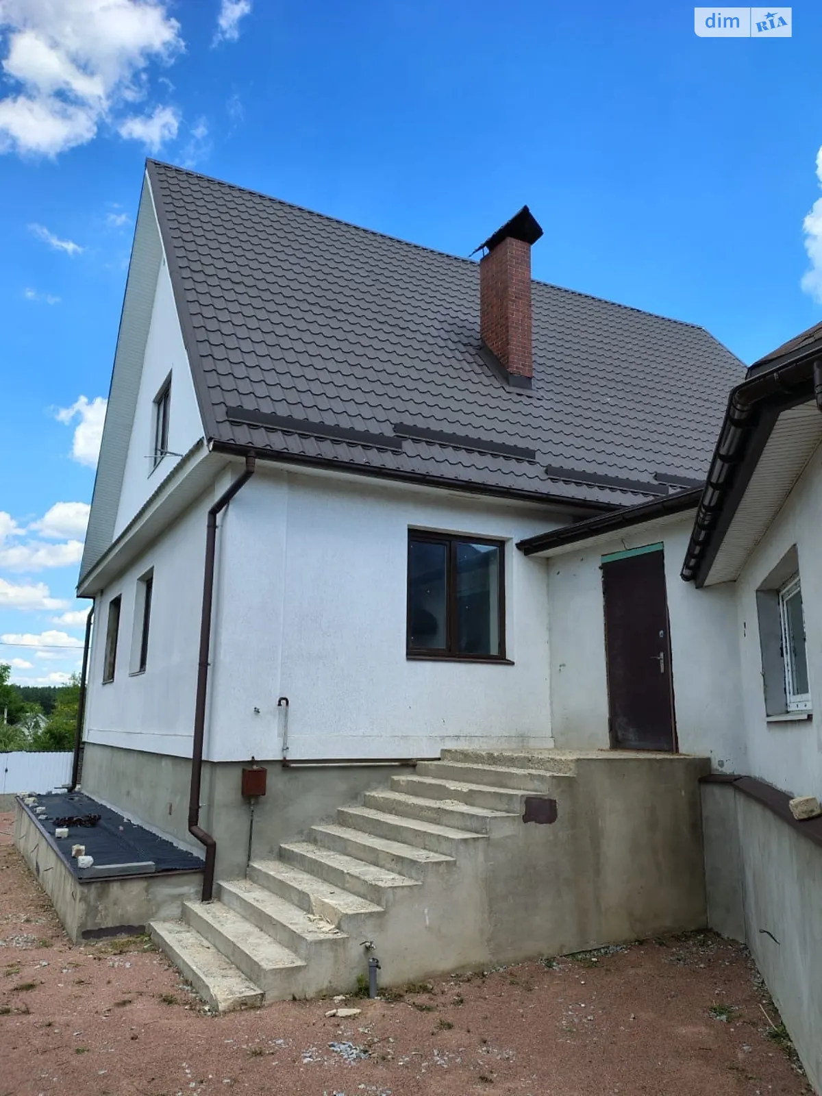 Продается дом на 2 этажа 170 кв. м с садом, цена: 85000 $ - фото 1