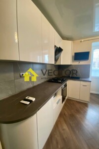 Довгострокова оренда квартири, Полтава, р‑н. Центр, Шевченка вулиця, буд. 73А