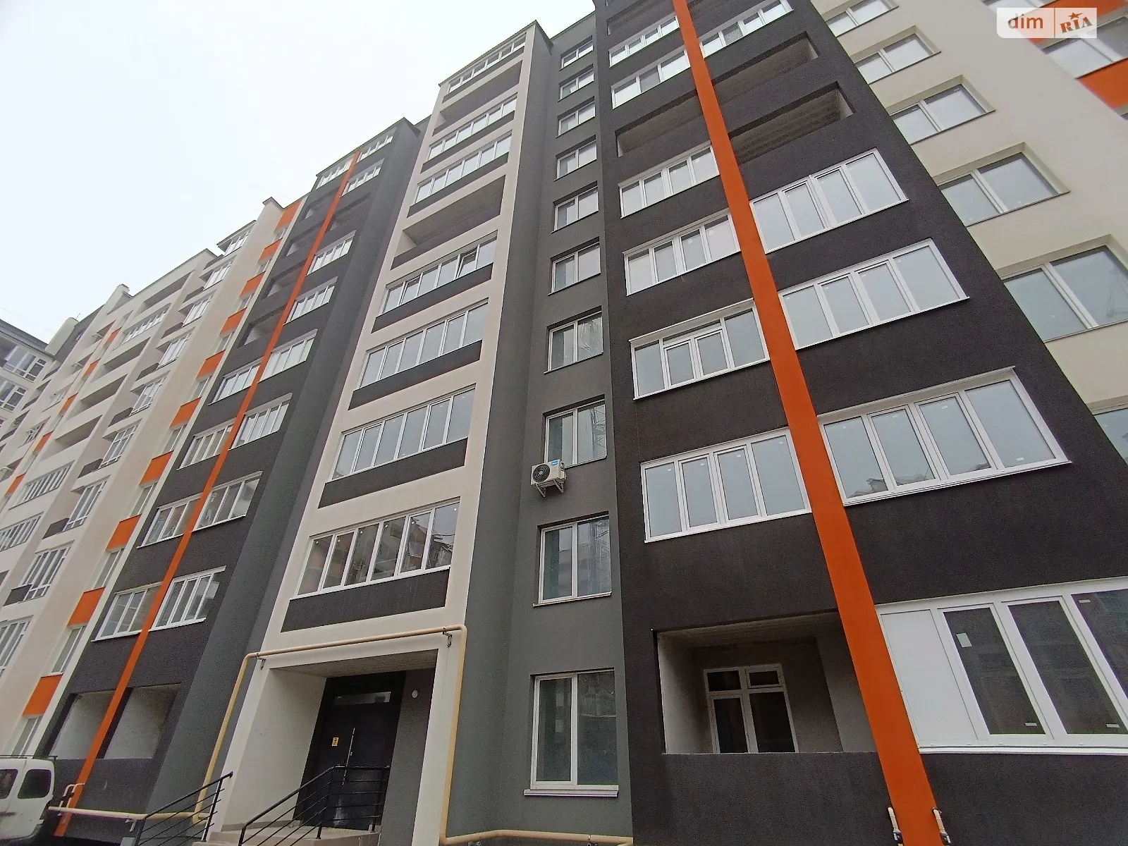 Продается 1-комнатная квартира 43 кв. м в Хмельницком, ул. Институтская, 6А - фото 1