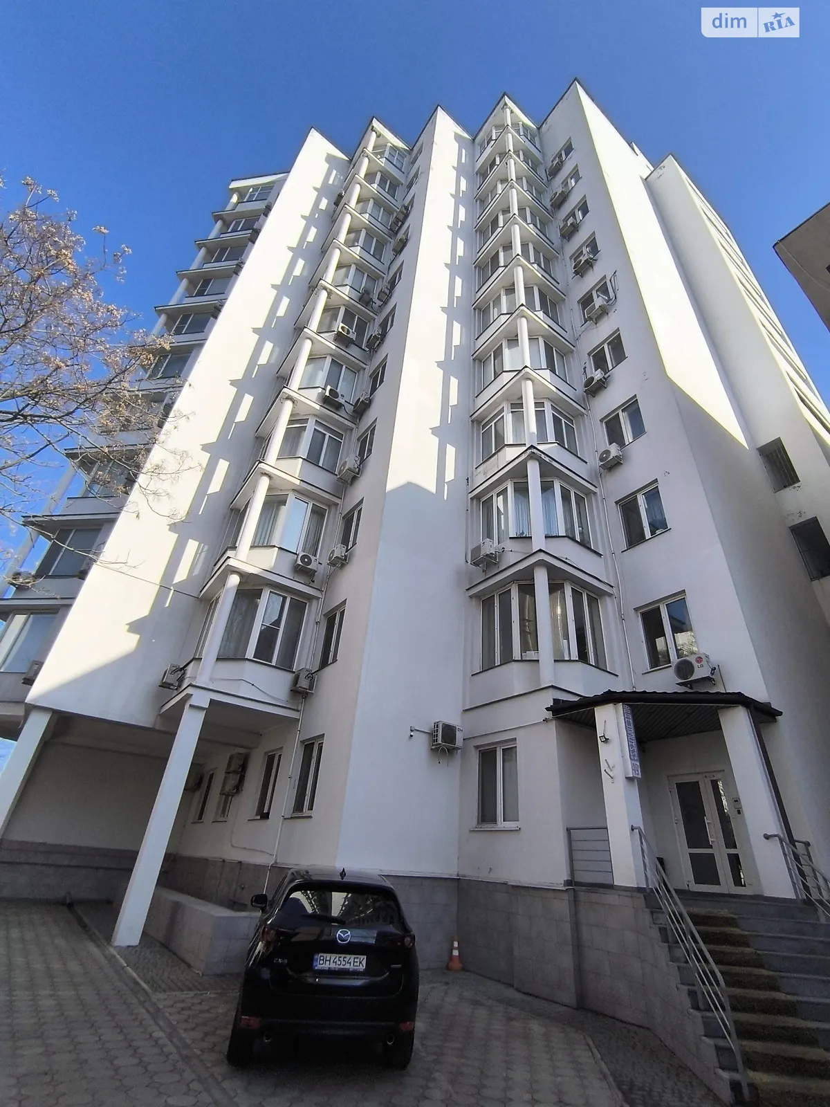 Продается 2-комнатная квартира 125 кв. м в Одессе, бул. Французский, 49А - фото 1