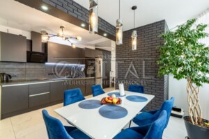 Продаж квартири, Київ, р‑н. Голосіїв, ст.м. Васильківська, Михайла Максимовича (Онуфрія Трутенка) вулиця, буд. 3Г