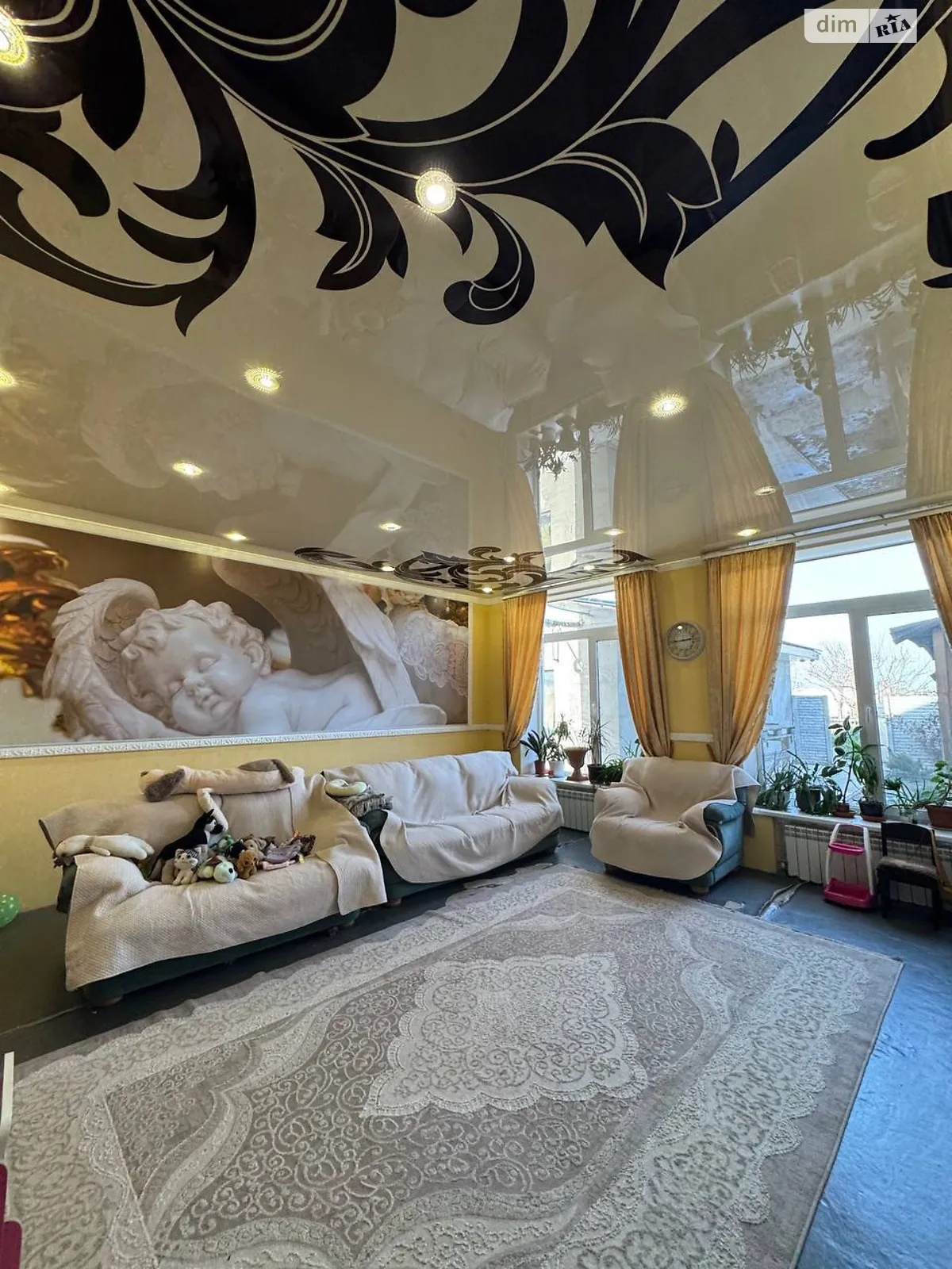 Продается дом на 2 этажа 237 кв. м с гаражом, цена: 81500 $ - фото 1