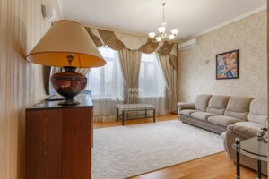 Долгосрочная аренда квартиры, Киев, р‑н. Паньковщина, ст.м. Университет, Тарасовская улица, дом 6А, кв. 18