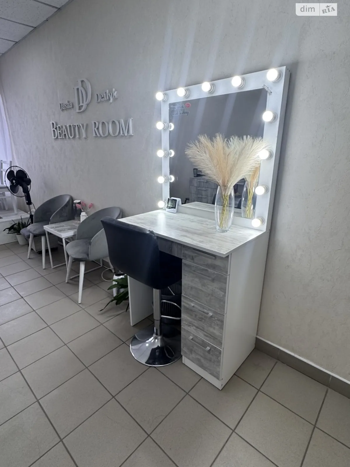 Сдается в аренду офис 20 кв. м в бизнес-центре, цена: 2900 грн - фото 1