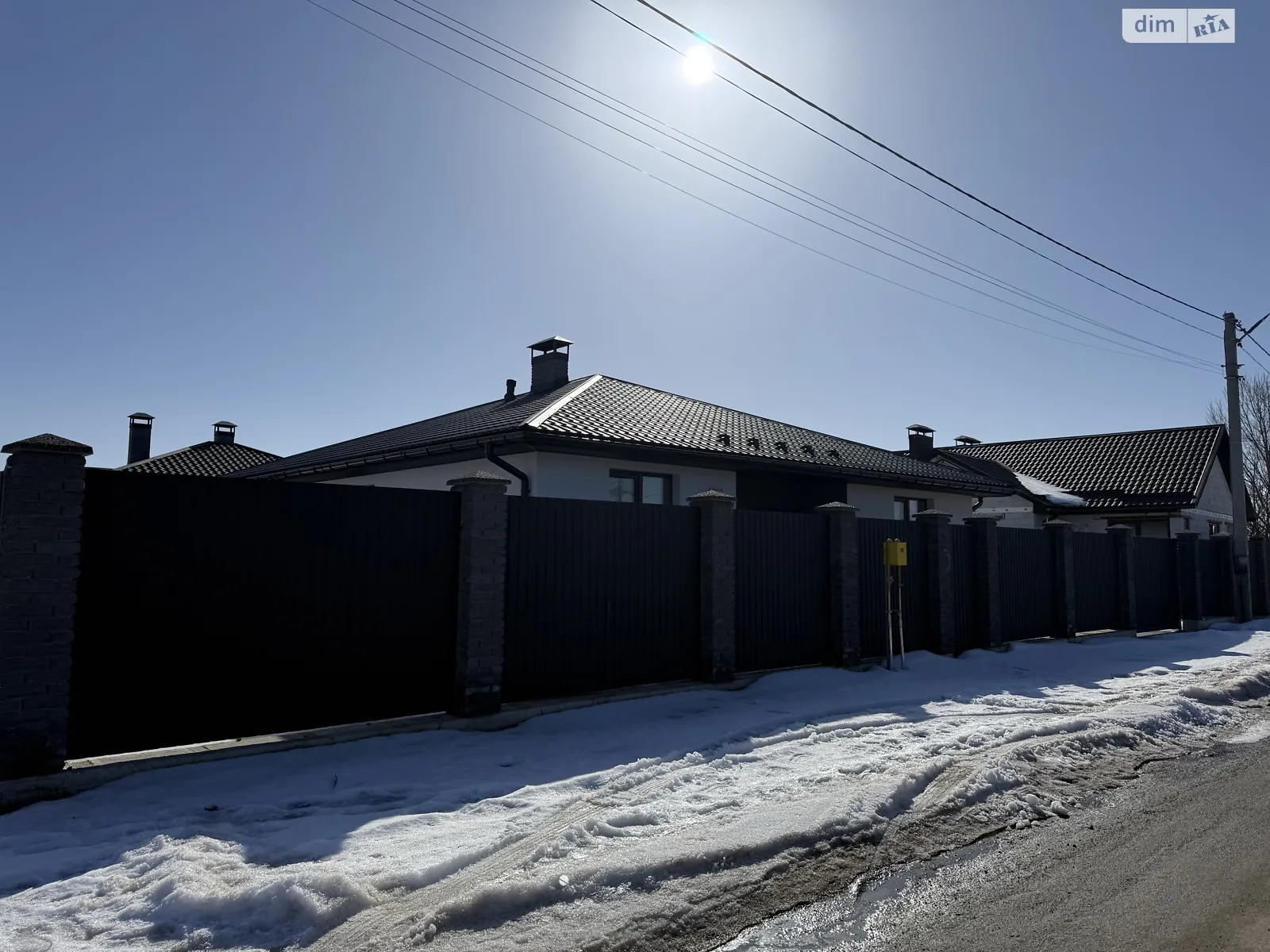 Продается одноэтажный дом 105 кв. м с подвалом, цена: 95000 $ - фото 1