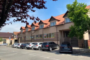 Долгосрочная аренда коммерческого помещения, Закарпатская, Мукачево, р‑н. Центр, Мира улица