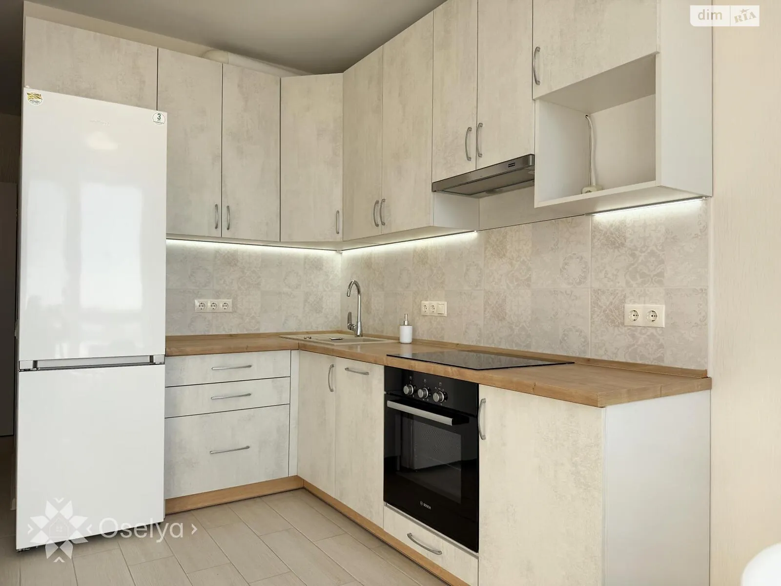 Продается 1-комнатная квартира 38.5 кв. м в Киеве, ул. Каменская - фото 1