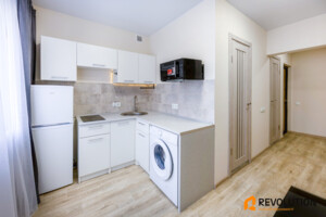 Продаж квартири, Київ, р‑н. Вишгородський Масив, Автозаводська вулиця, буд. 39