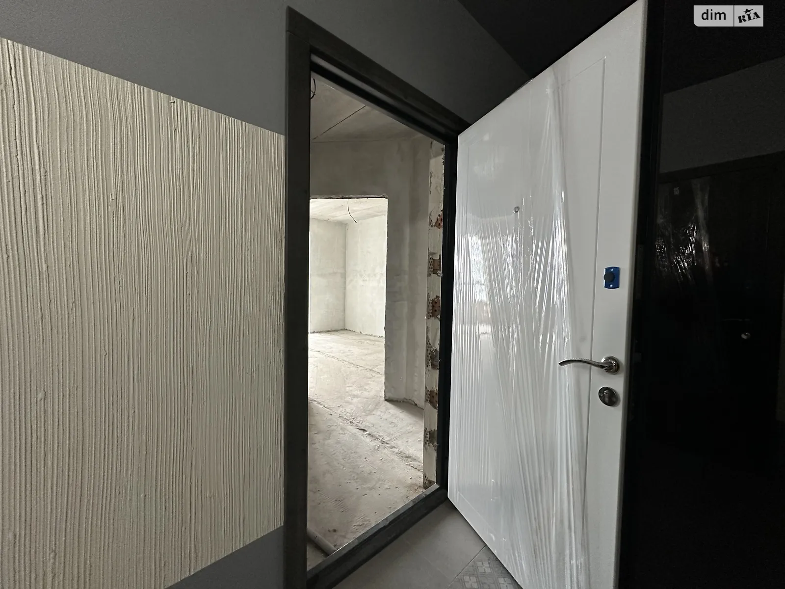 Продается 1-комнатная квартира 47 кв. м в Хмельницком, ул. Озерная, 14 корпус 7 - фото 1