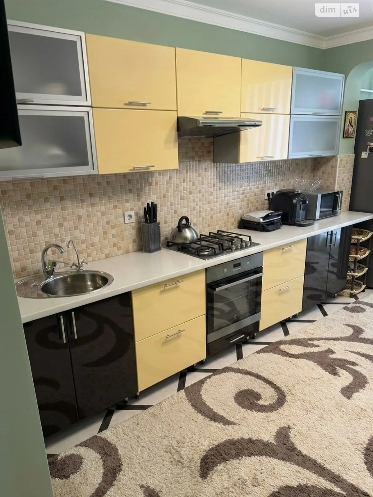 Сдается в аренду 1-комнатная квартира 45 кв. м в Черновцах, ул. Русская - фото 1