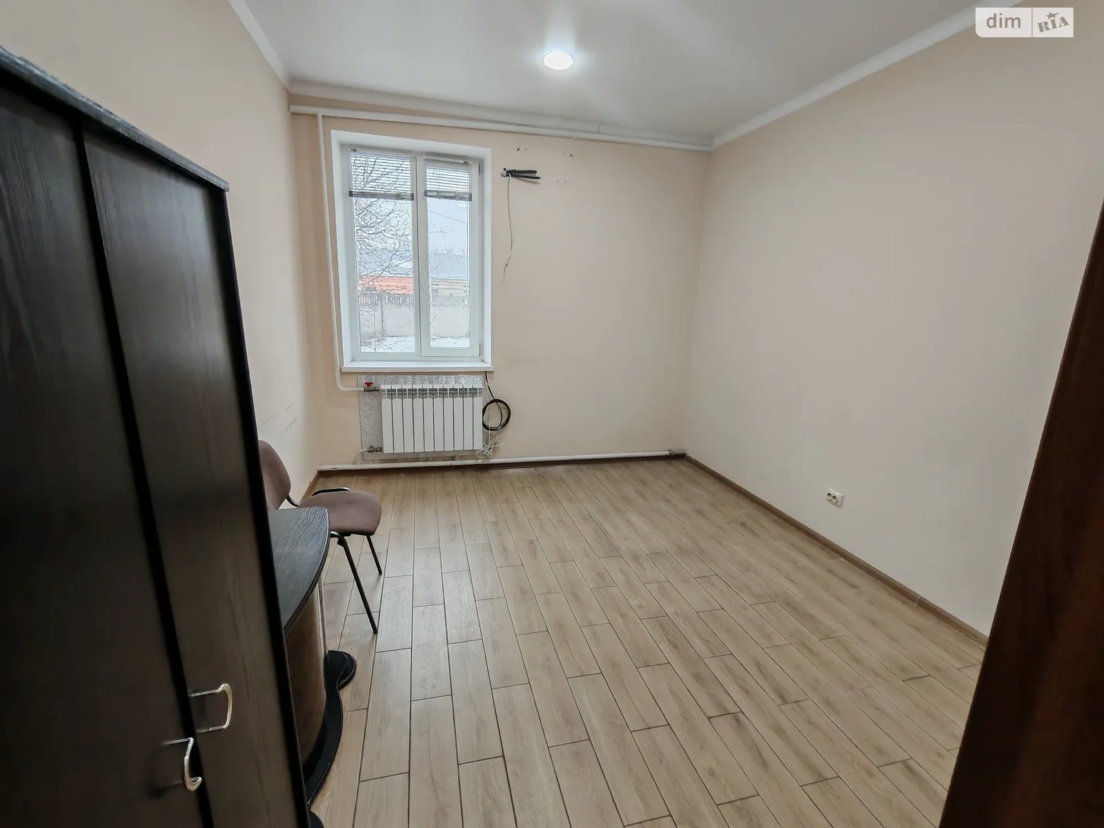 Сдается в аренду офис 64 кв. м в бизнес-центре, цена: 19200 грн - фото 1