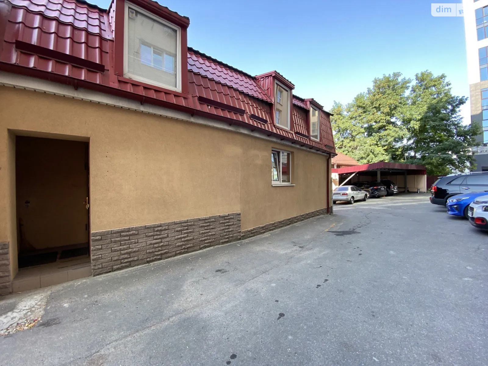 Сдается в аренду офис 93 кв. м в бизнес-центре, цена: 20000 грн - фото 1