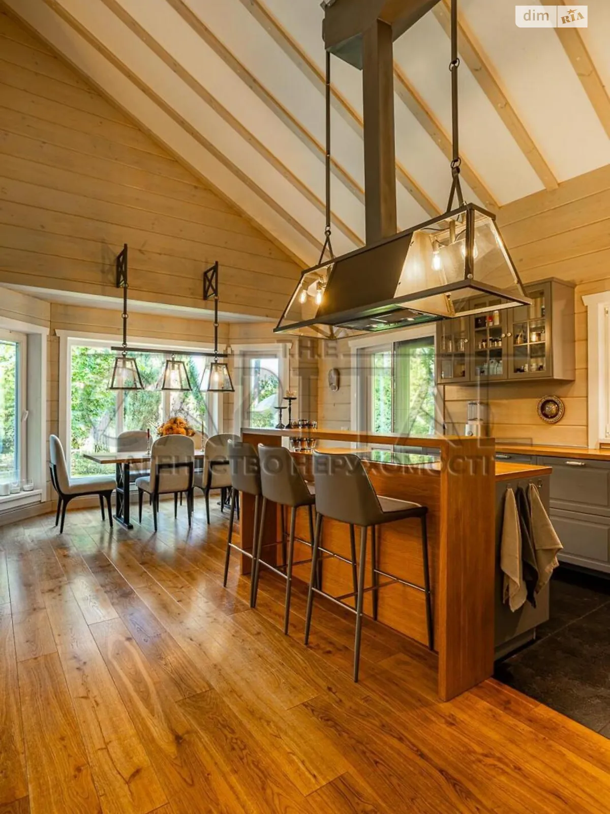 Продается дом на 2 этажа 269.7 кв. м с беседкой, цена: 900000 $ - фото 1