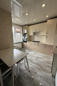 Продаж квартири, Тернопіль, р‑н. Центр, Героїв Євромайдану площа, буд. 9