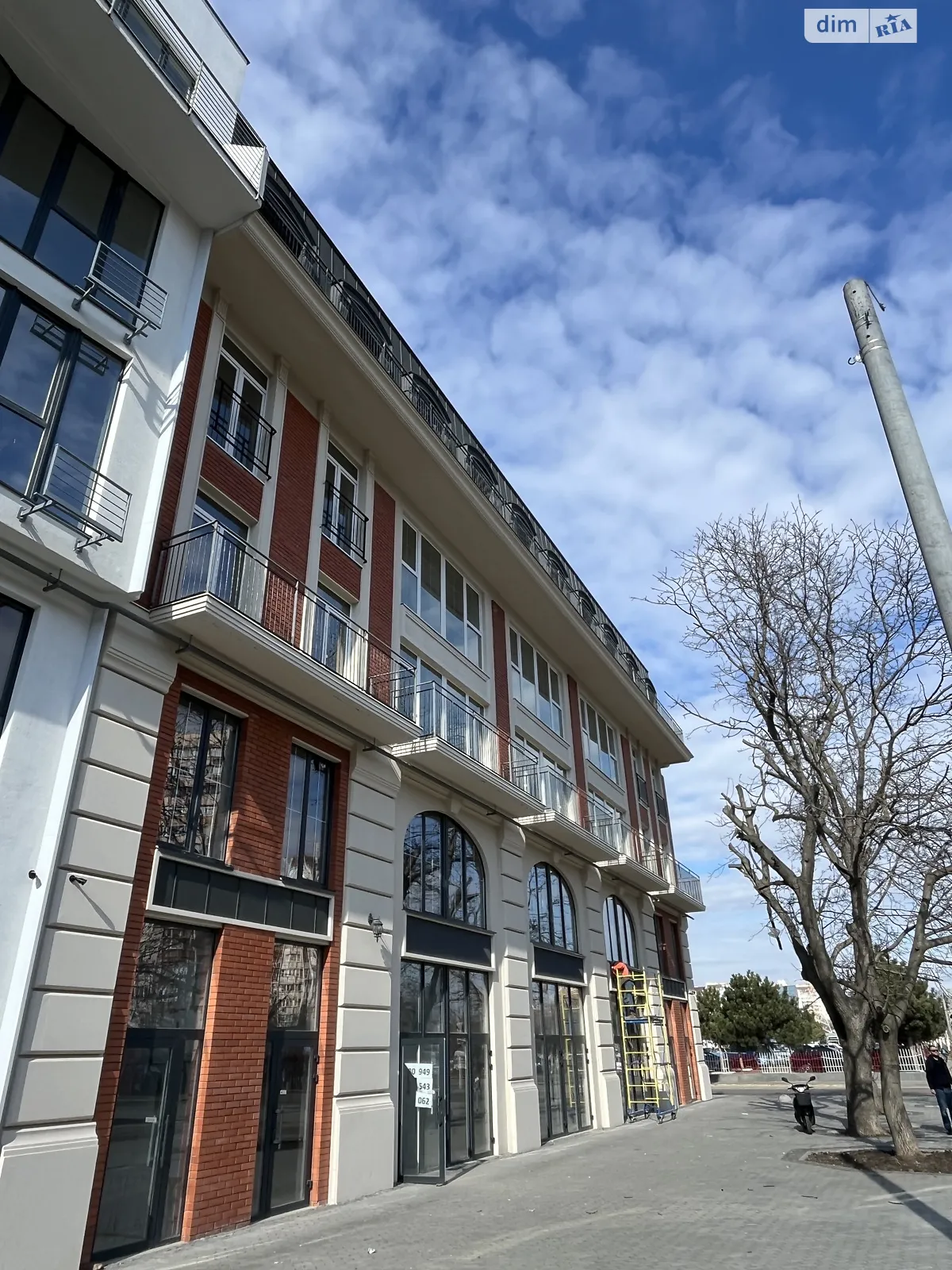 Продается помещения свободного назначения 84.6 кв. м в 5-этажном здании, цена: 160000 $ - фото 1