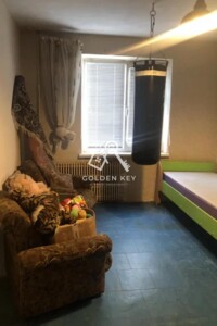 Продажа квартиры, Днепропетровская, Кривой Рог, р‑н. Саксаганский, 200-летия Кривого Рога проспект, дом 9