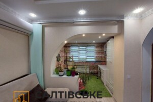 Продаж квартири, Харків, р‑н. Салтівка, Світла вулиця, буд. 2