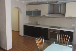 Продаж квартири, Черкаси, р‑н. 700-річчя, Сінна (Добровольського) вулиця, буд. 52