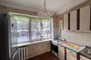 Продаж квартири, Київ, р‑н. Вітряні Гори, ст.м. Мінська, Межова вулиця, буд. 19Б