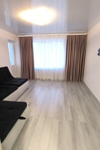 Продажа квартиры, Кропивницкий, р‑н. Космонавтов, Леонида Каденюка (Пацаева) улица, дом 12 корпус 1