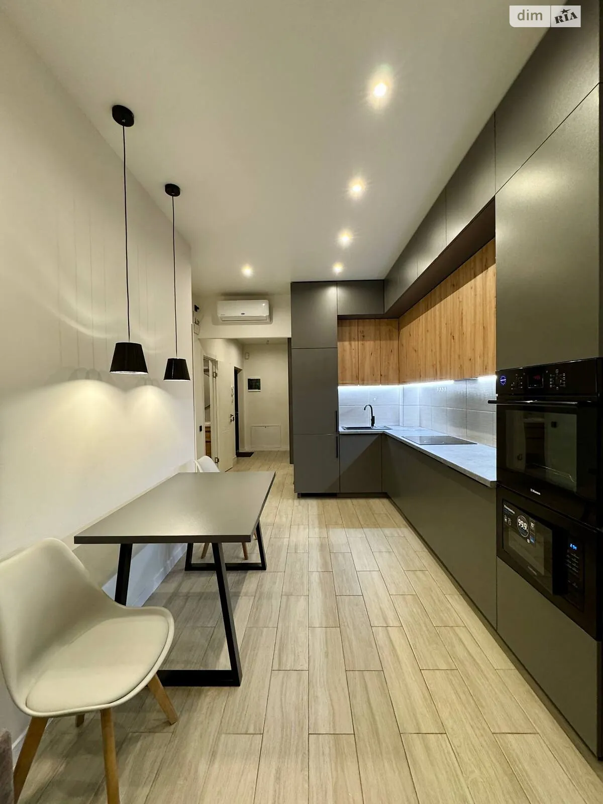 Сдается в аренду 1-комнатная квартира 52 кв. м в Днепре, ул. Старокозацкая, 75 - фото 1