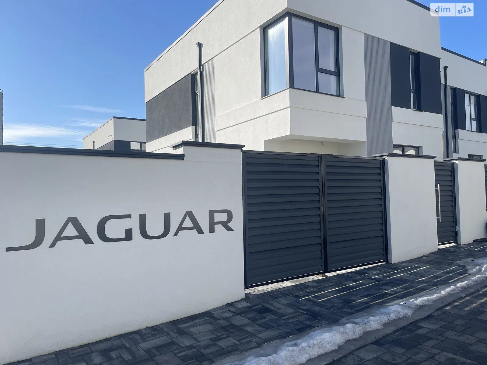 ул. Сергея Голубева Южный Ровно, цена: 115000 $ - фото 1