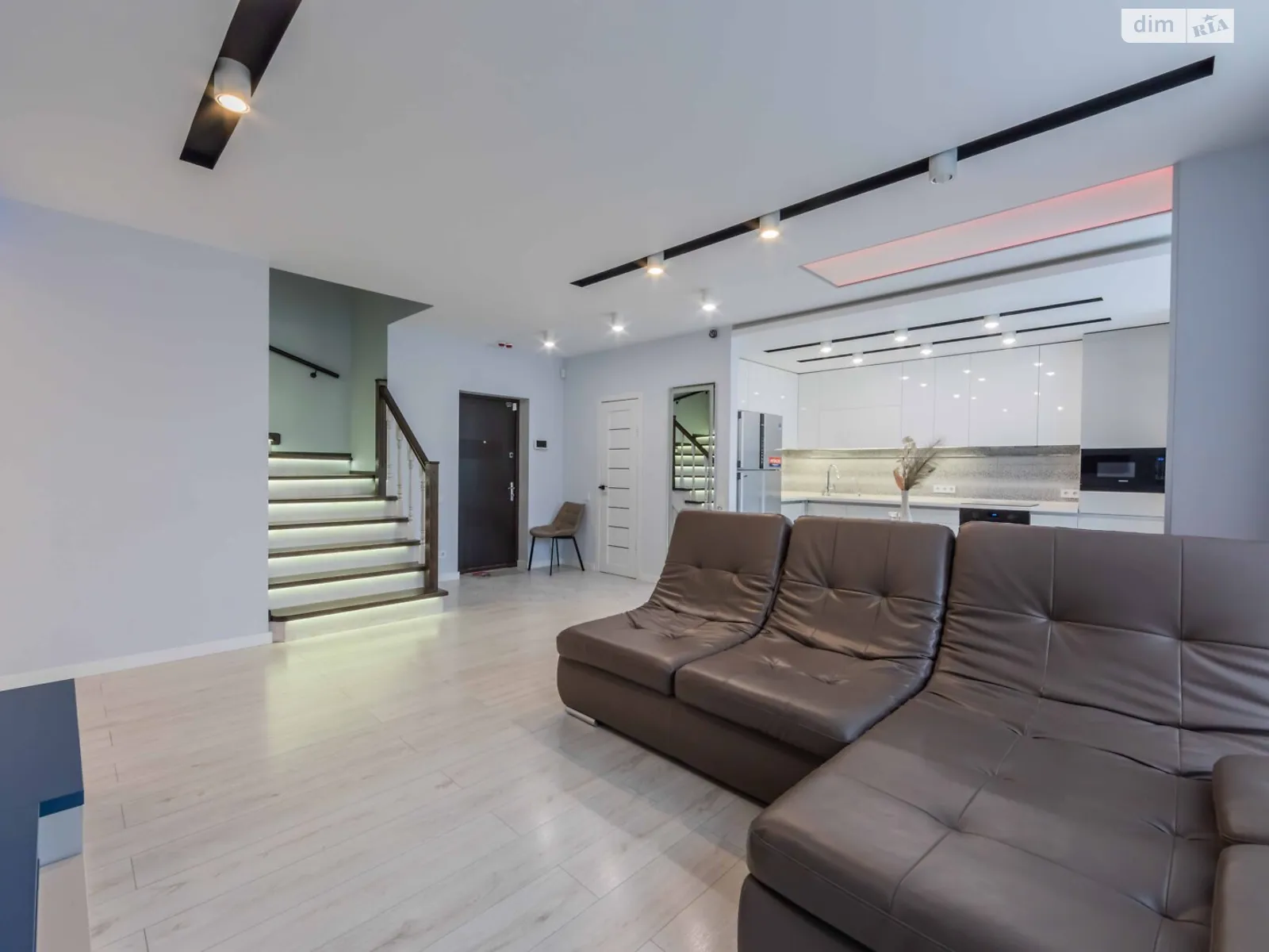 Здається в оренду 5-кімнатна квартира 129.2 кв. м у Києві, просп. Берестейський(Перемоги), 67Г - фото 1