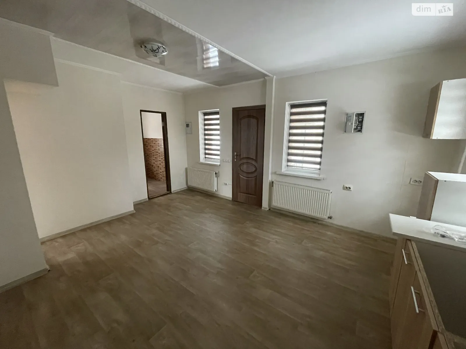 Сдается в аренду офис 60.2 кв. м в бизнес-центре, цена: 10000 грн - фото 1