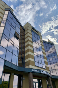 Довгострокова оренда офісного приміщення, Рівне, р‑н. Південний, Володимира Стельмаха (Курчатова) вулиця, буд. 18А