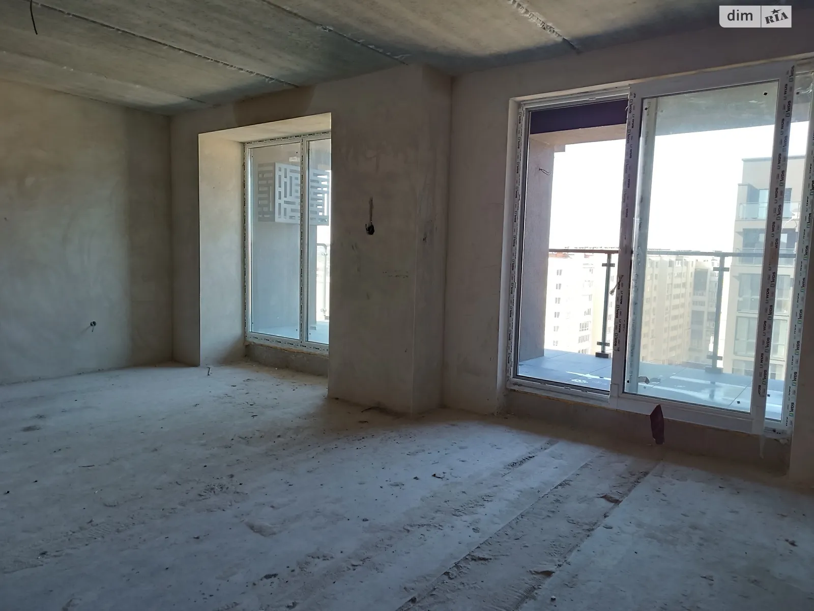 Продається 4-кімнатна квартира 136.5 кв. м у Хмельницькому, просп. Миру, 96 - фото 1