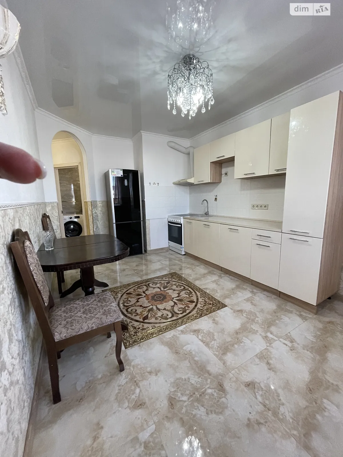 Продается 1-комнатная квартира 40 кв. м в Крыжановка, ул. Академика Сахарова, 3Е - фото 1