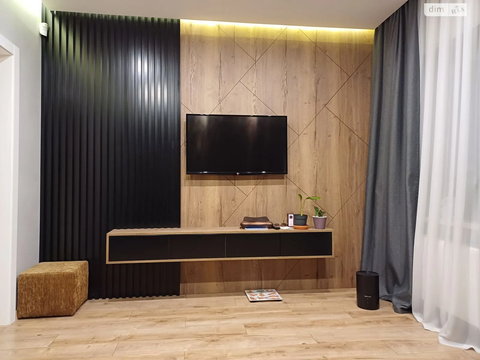 Сдается в аренду дом на 2 этажа 120 кв. м с балконом, цена: 1700 $ - фото 1