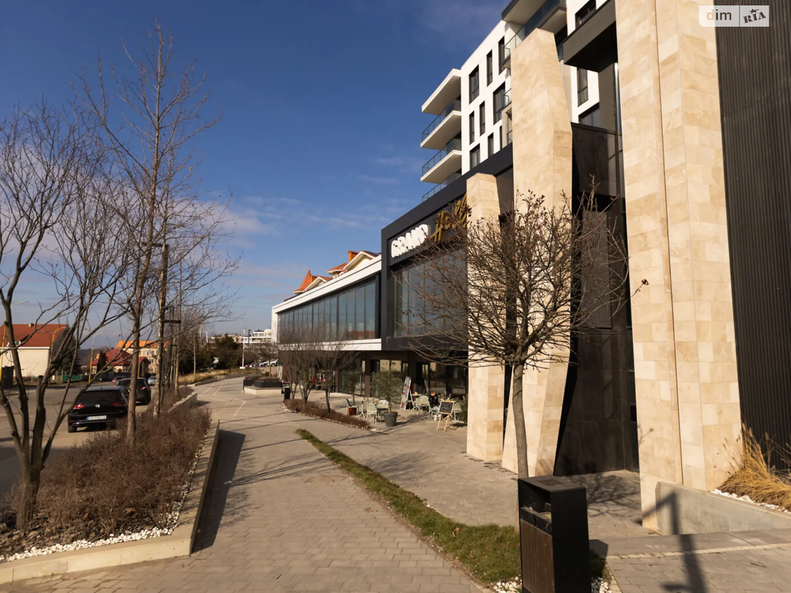 Продається 2-кімнатна квартира 67.6 кв. м у Ужгороді, вул. Мальовнича, 8 - фото 1