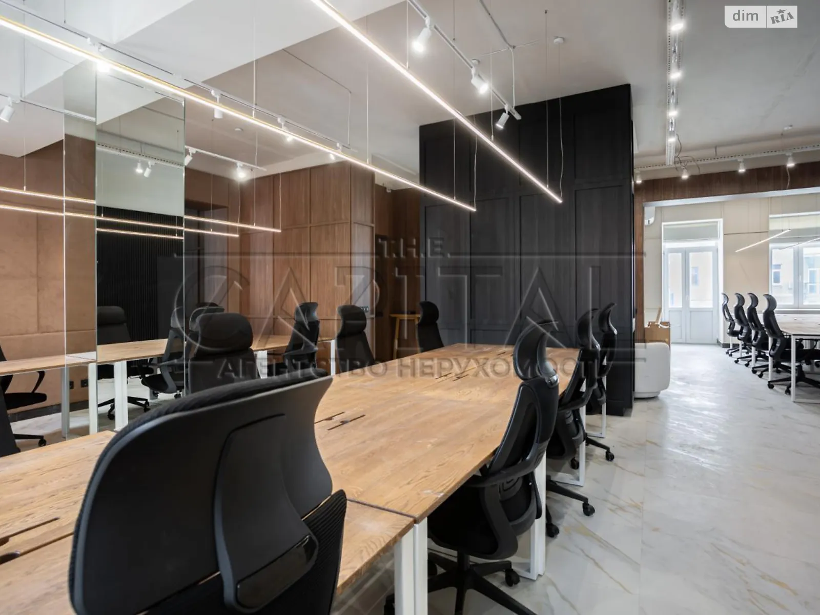 Сдается в аренду офис 115 кв. м в бизнес-центре, цена: 6500 $ - фото 1