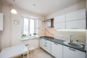 Продажа квартиры, Киев, р‑н. Первомайский Массив, Уманская улица, дом 27