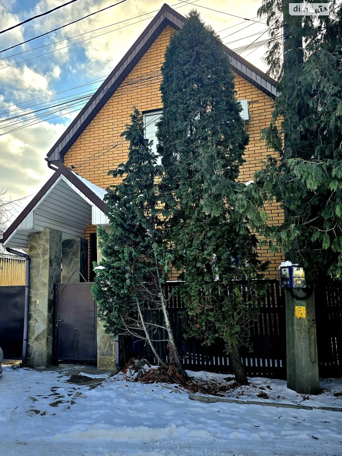 Продается дом на 2 этажа 121 кв. м с участком, цена: 125000 $ - фото 1