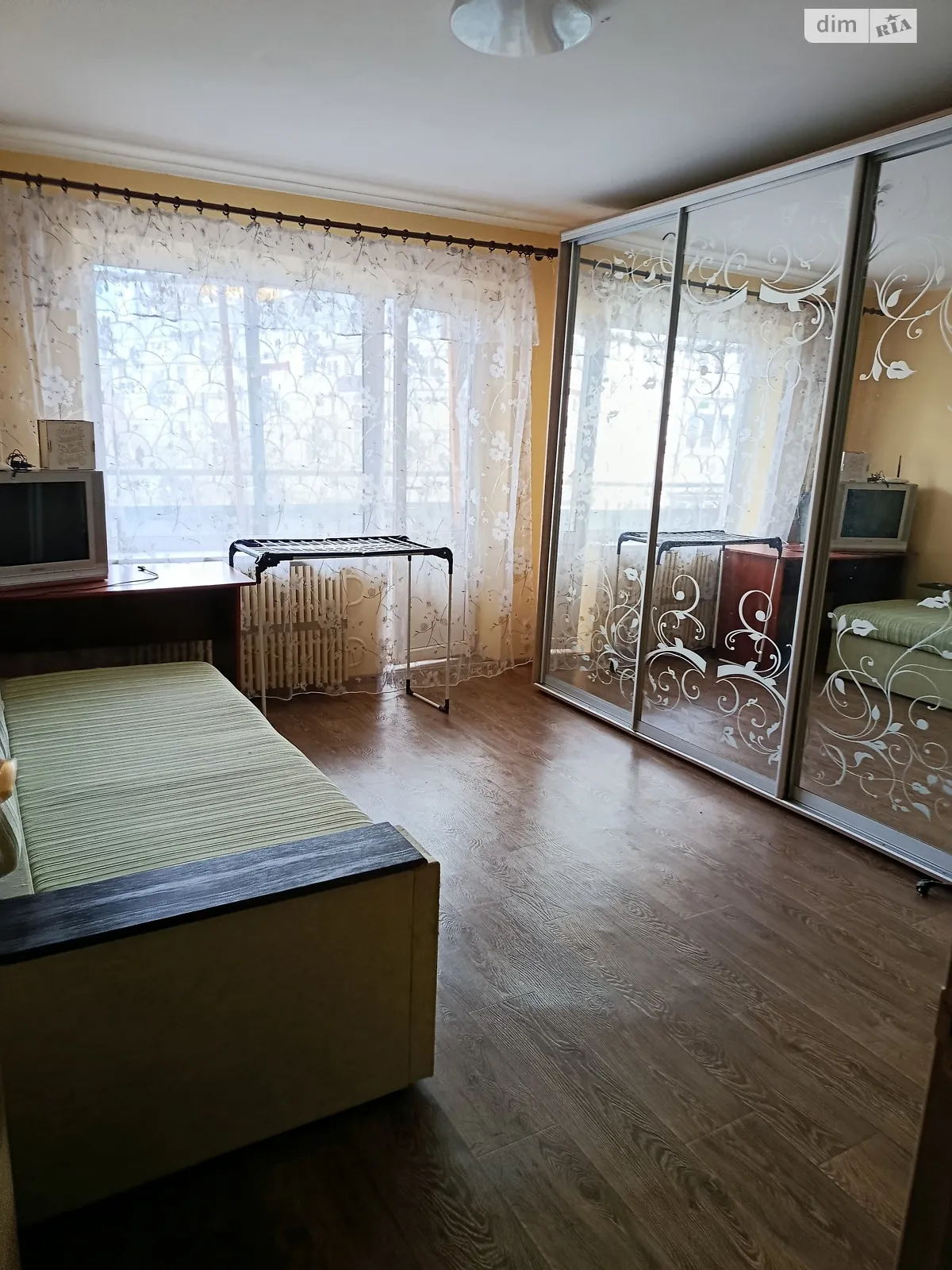 Здається в оренду 1-кімнатна квартира 40 кв. м у Дніпрі, вул. Тополина, 18 - фото 1