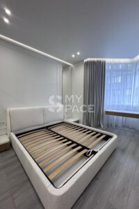 Продаж квартири, Київ, р‑н. Чорна Гора, ст.м. Звіринецька(Дружби народів), Андрія Верхогляда (Драгомирова) вулиця, буд. 14А