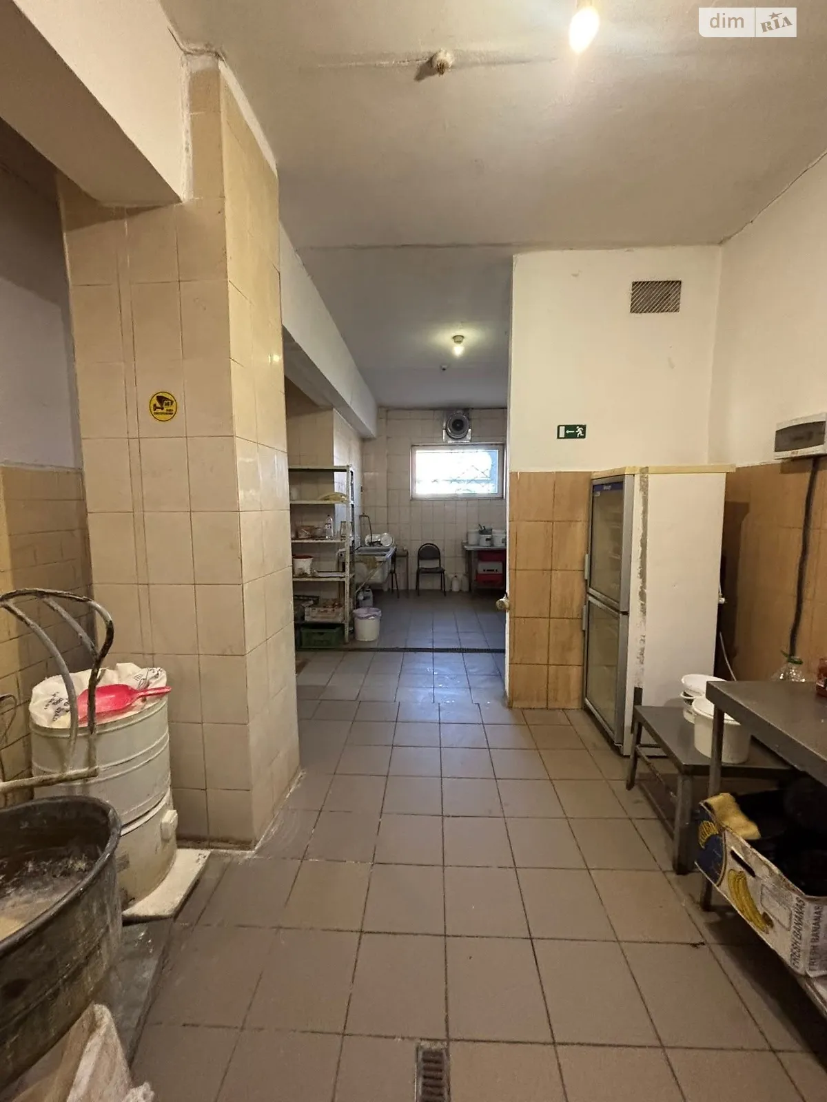 Продається приміщення вільного призначення 190.2 кв. м в 1-поверховій будівлі, цена: 160000 $ - фото 1