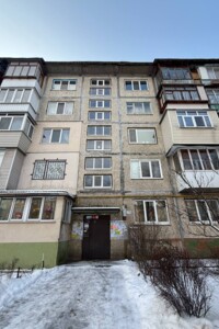 Продажа квартиры, Киев, р‑н. Старая Дарница, ст.м. Черниговская, Пражская улица, дом 25