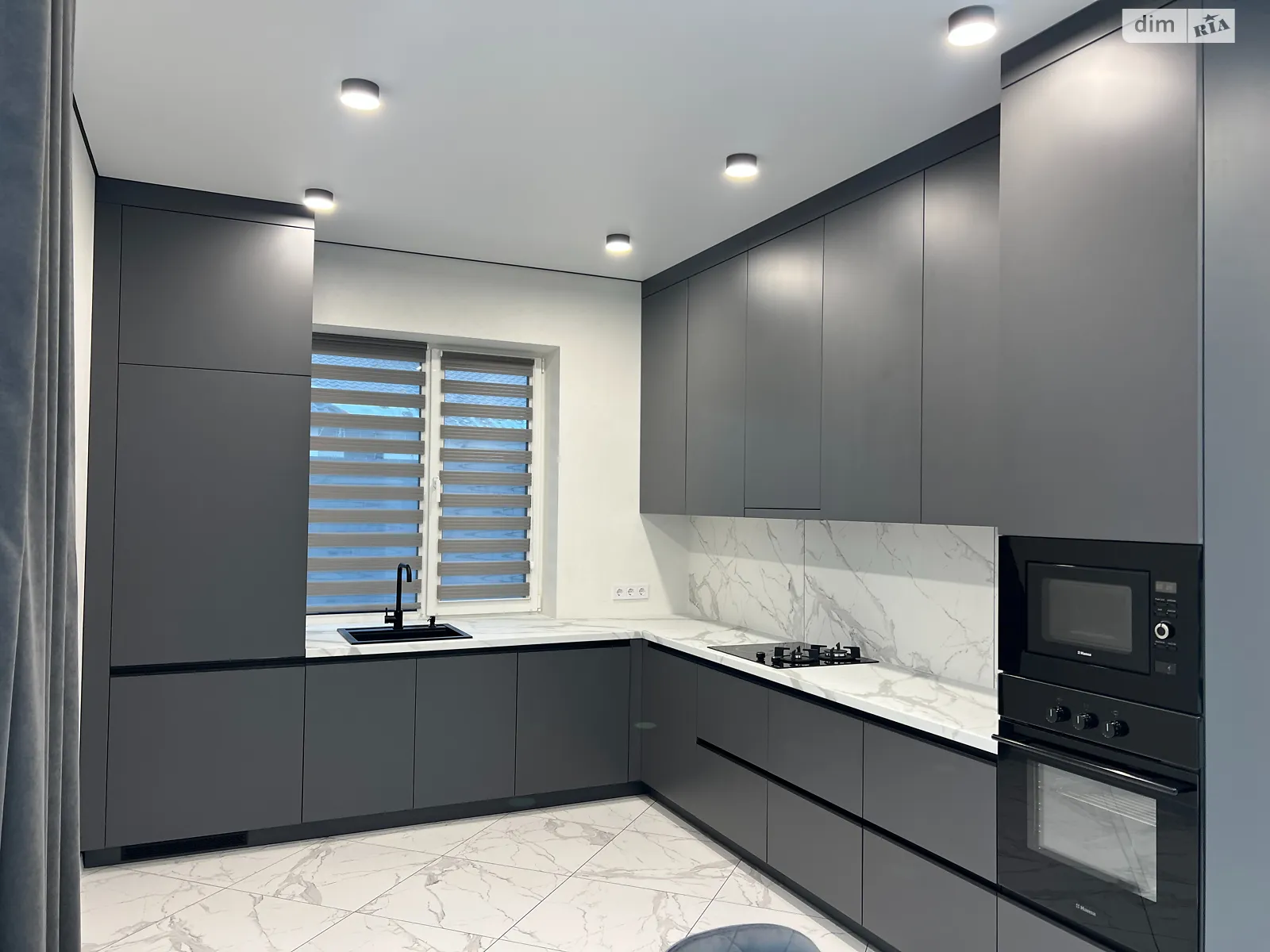 Продається одноповерховий будинок 120 кв. м з балконом, цена: 260000 $ - фото 1