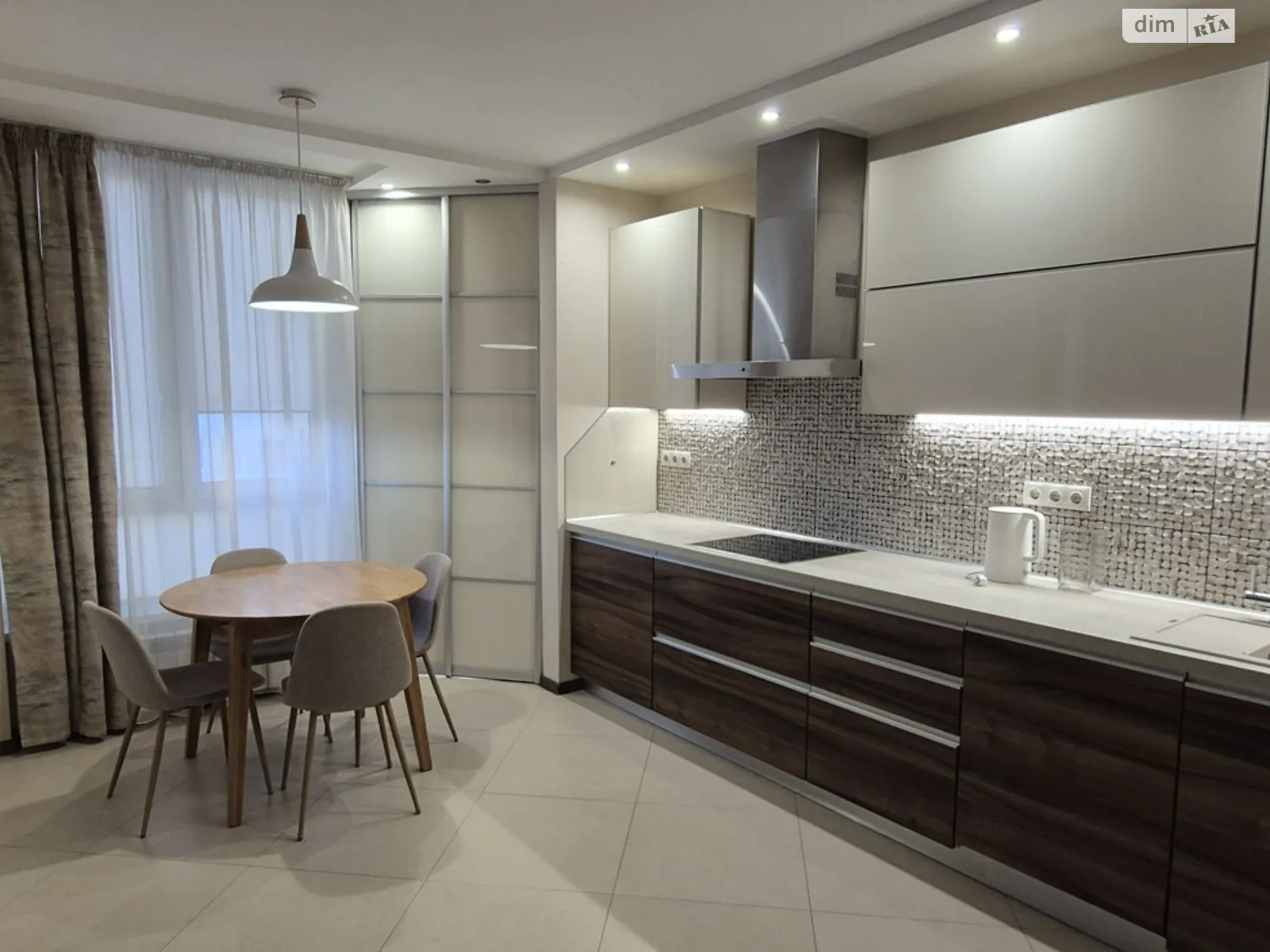 ул. Анны Ахматовой, 30 Позняки Киев Позняки - фото 1