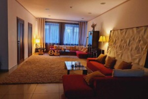 Довгострокова оренда квартири, Дніпро, р‑н. Парк Шевченка, Крутогірний узвіз, буд. 33