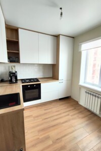 Продаж квартири, Чернігів, р‑н. Деснянський, 1-ої танкової бригади (Генерала Бєлова) вулиця, буд. 37/2