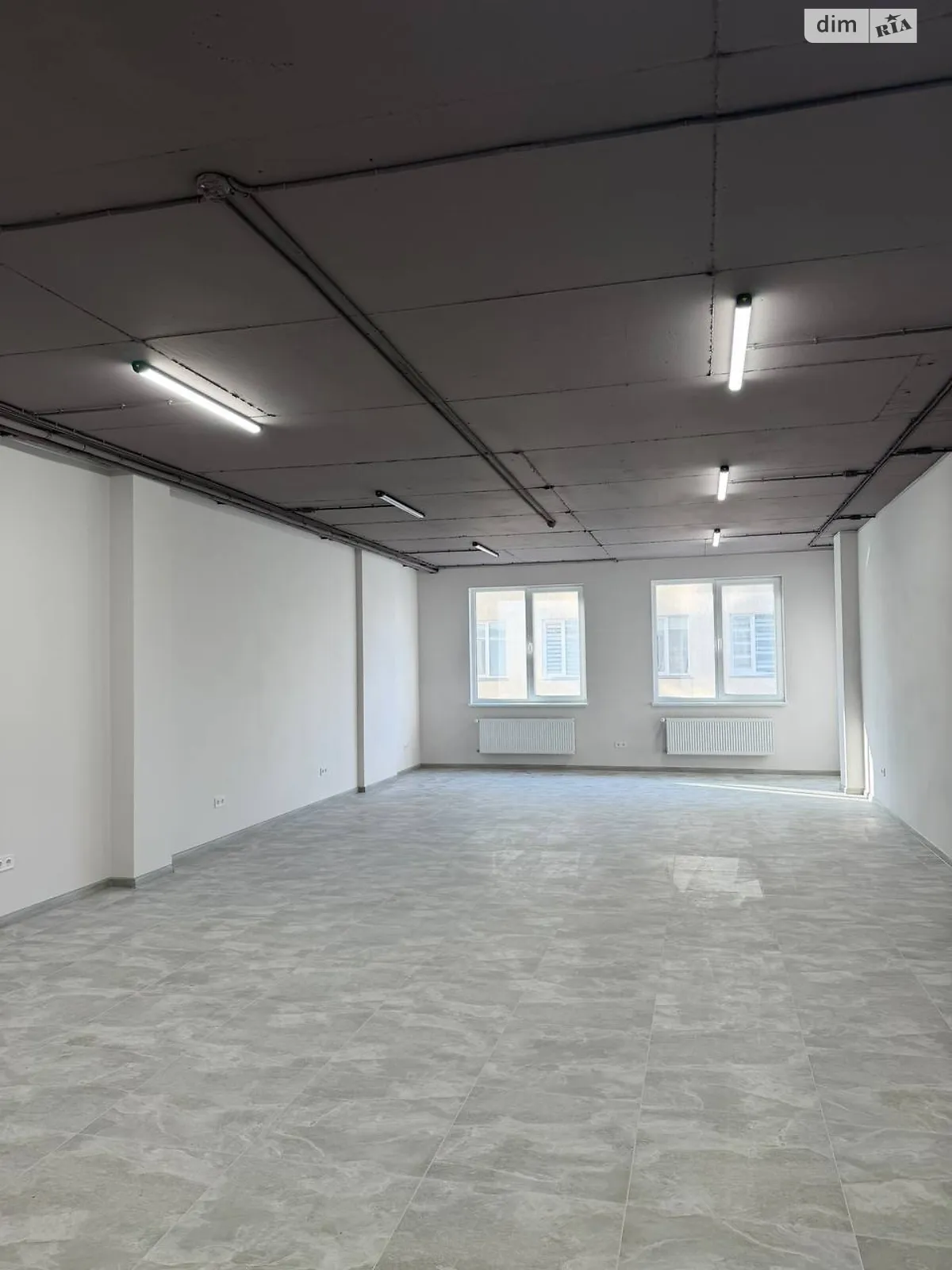 Сдается в аренду офис 80 кв. м в бизнес-центре, цена: 20000 грн - фото 1